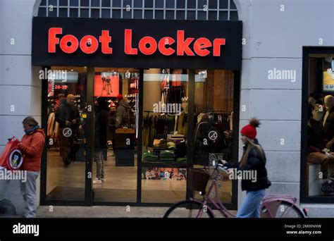 foot lockers in copenhagen.